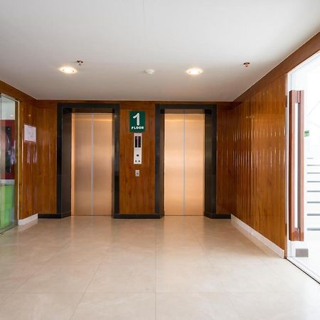 Nice Residence Банкок Екстериор снимка